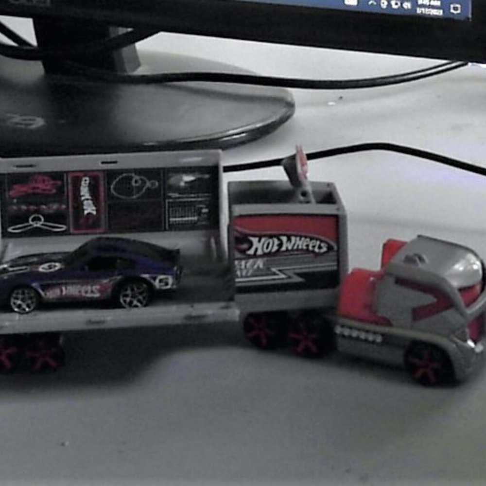 Hot Wheels Track Maintenance Truck with Blue Datsun 240 Z Hot Wheels Racing